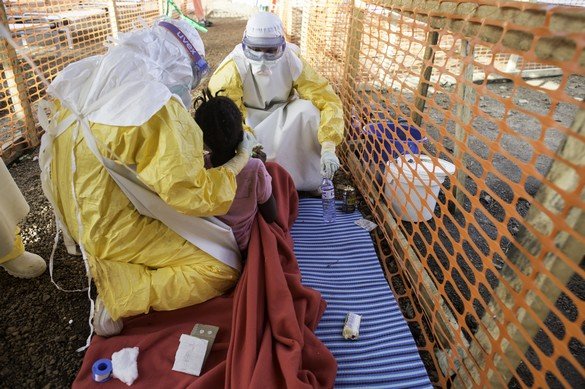 Tổng thống Guinea tuyên bố tình trạng y tế khẩn cấp trước dịch Ebola